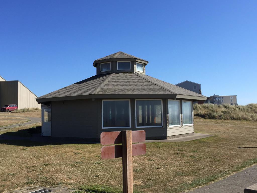 Summer Wind Budget Motel Newport Exterior foto